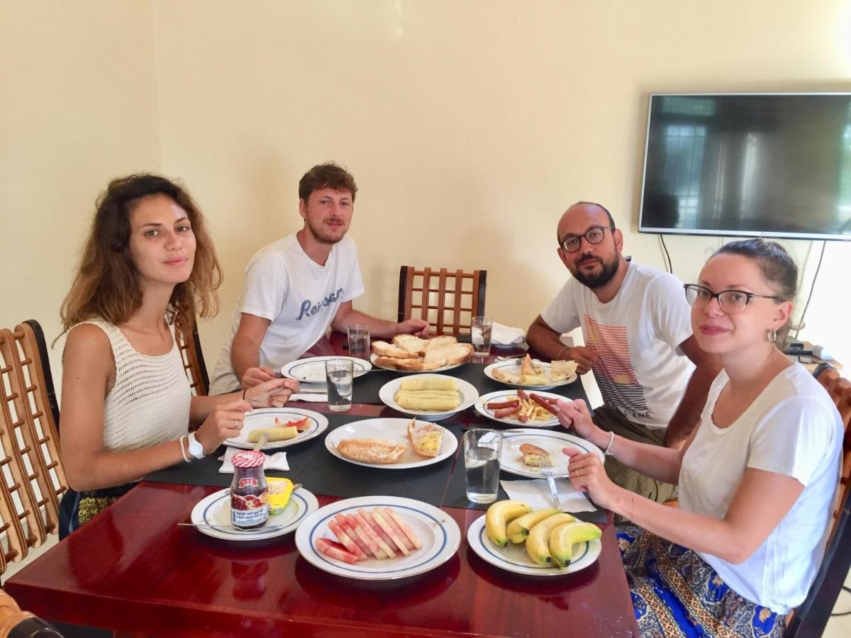 Sweet Home Tourist Rest, Cooking Classes & Tours Анурадхапура Экстерьер фото